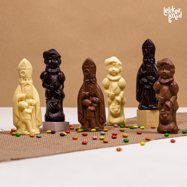 Holfiguur: Sint - Piet 12 cm (per 2 stuks)
